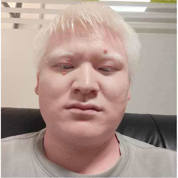 30岁岁安徽单身帅哥 - 承德吉缘网