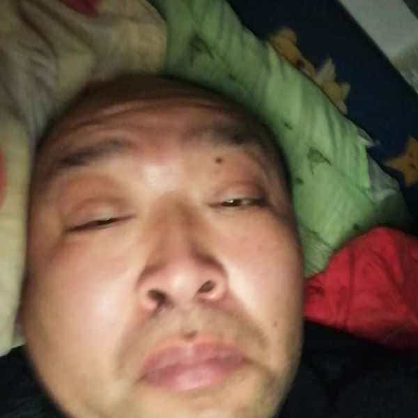 35岁岁湖北单身帅哥 - 承德吉缘网