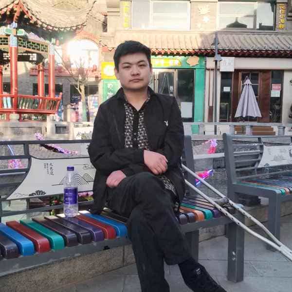 35岁岁甘肃单身帅哥 - 承德吉缘网