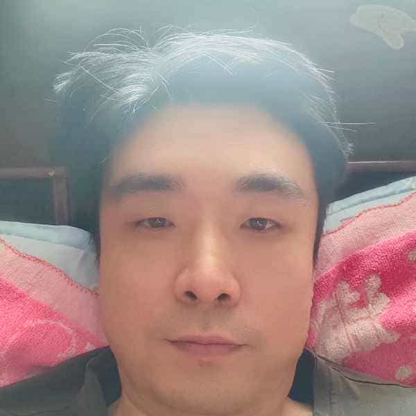 43岁岁河南单身帅哥 - 承德吉缘网