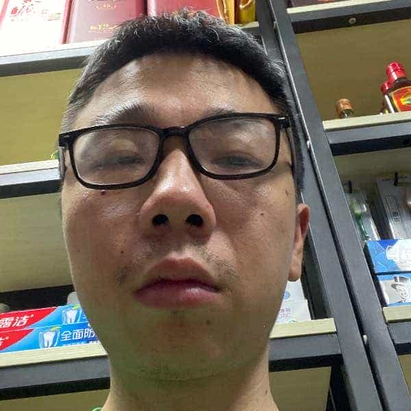 35岁岁湖北单身帅哥 - 承德吉缘网