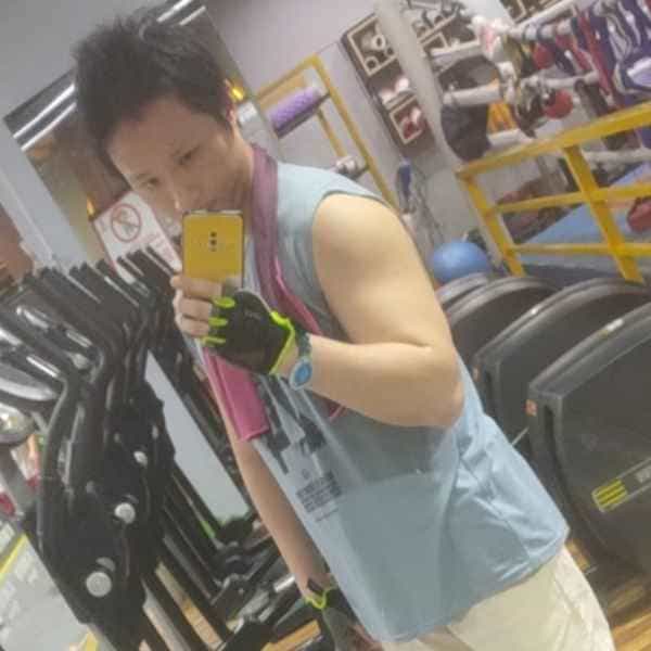 37岁岁广东单身帅哥 - 承德吉缘网